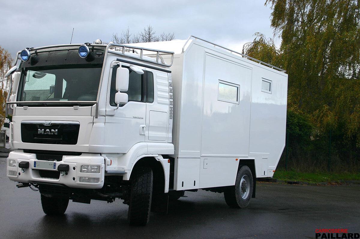 Camping-car 4×4 MAN avec Pop-out