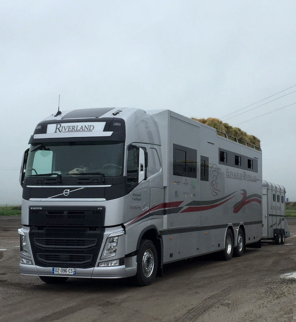 Camion Poids Lourd Amenage